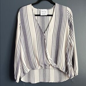 Sadie & Sage Gray and White Striped Blouse